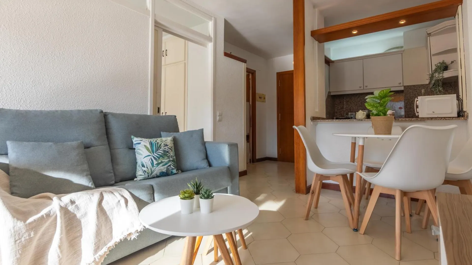Novelty II Arysal 7 Apartment Salou